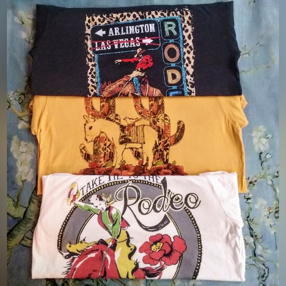Rodeo Boutique T-shirt Bundle - Picture 1 of 8